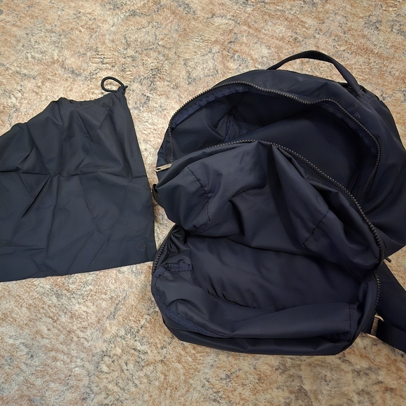 Lululemon Navy City Adventurer Backpack - Picture 8 of 14